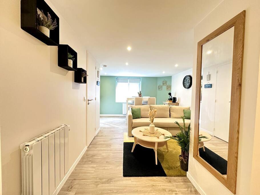 L'Escale Du Mont Saint Michel Apartment Авранш Екстериор снимка